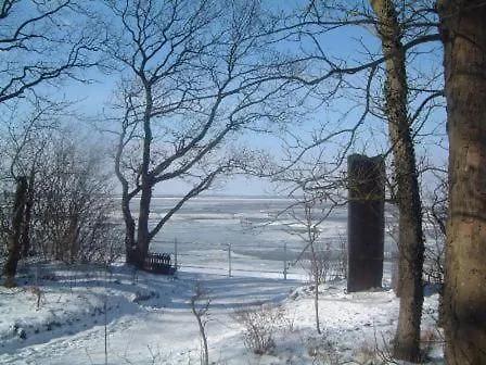 Semesterbostad Haus Am Wald *
